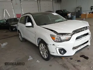 2015 Mitsubishi Outlander SE with VIN 4A4AR4AU1FE049425, listed as a IAAI auction lot 42260760 with 51,286 mi miles and . Bid and sale history available at DreamBid. Image 1.