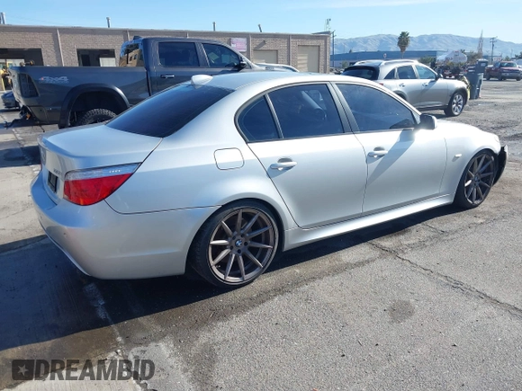 2008 BMW 5 Series 550i with VIN WBANW53538CT52019, listed as a IAAI auction lot 41550107 with 192,163 mi miles. Bid and sale history available at carsss.com. Image 4.