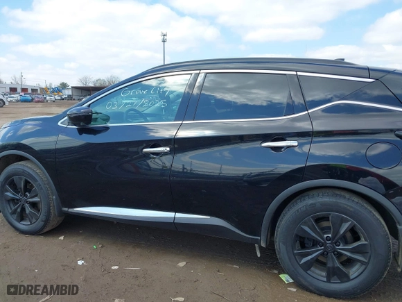 2020 Nissan Murano SV with VIN 5N1AZ2BS7LN126105, listed as a IAAI auction lot 41933070 with 56,069 mi miles. Bid and sale history available at carsss.com. Image 14.