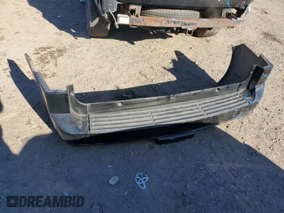 2008 Lincoln Navigator z VIN 5LMFU28518LJ06891, wystawiony jako Copart lot #46435275 z przebiegiem 192 856 mil mil oraz Szkoda całkowita • Salvage title. Historia ofert i sprzedaży dostępna na DreamBid. Obrazek 13.