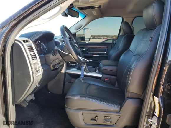 2016 Ram 2500 Laramie with VIN 3C6UR5FL2GG236426, listed as a Copart auction lot 81607744 with 147,906 mi miles and Clean Title. Bid and sale history available at carsss.com. Image 7.