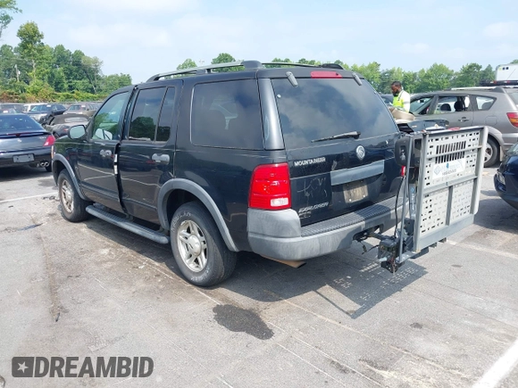 2003 Ford Explorer XLS с VIN 1FMZU72KX3UC18801, выставлен на аукционе IAAI как лот 42670816 с пробегом 147 661 миль миль и . История ставок и продаж доступна на DreamBid. Изображение 3.