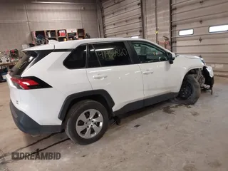 2022 Toyota RAV4 LE with VIN 2T3G1RFV4NC312202, listed as a IAAI auction lot 41950860 with 48,177 mi miles. Bid and sale history available at carsss.com. Image 4.