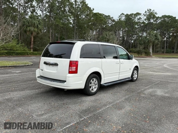 2008 Chrysler Town & Country with VIN 2008TC, listed as a Copart auction lot 48812445 with 188,902 mi miles and Clean Title. Bid and sale history available at DreamBid. Image 4.