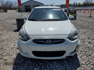 2013 Hyundai Accent SE with VIN KMHCU5AE8DU071692, listed as a Copart auction lot 53844495 with 136,211 mi miles and Clean Title. Bid and sale history available at carsss.com. Image 5.