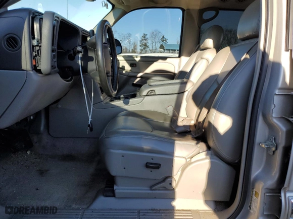 2004 GMC Yukon SLT with VIN 1GKEC13V64J271773, listed as a Copart auction lot 41693545 with 0 mi miles and Salvage Title. Bid and sale history available at carsss.com. Image 7.