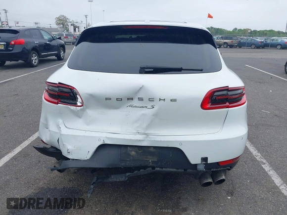 2015 Porsche Macan S with VIN WP1AB2A58FLB74358, listed as a IAAI auction lot 42190334 with 99,808 mi miles and . Bid and sale history available at DreamBid. Image 16.