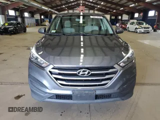 2018 Hyundai Tucson SE z VIN KM8J2CA40JU769217, wystawiony jako Copart lot #50214755 z przebiegiem 105 311 mil mil oraz Szkody całkowita. Historia ofert i sprzedaży dostępna na DreamBid. Obrazek 5.
