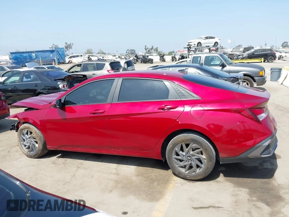 2024 Hyundai Elantra SEL with VIN KMHLM4DG8RU730160, listed as a IAAI auction lot 42344415 with 21,650 mi miles and . Bid and sale history available at DreamBid. Image 14.