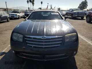 2005 Chrysler Crossfire Limited z VIN 1C3AN65L55X040010, wystawiony jako Copart lot #69325134 z przebiegiem 98 534 mil mil oraz Czysty tytuł • Clean title. Historia ofert i sprzedaży dostępna na DreamBid. Obrazek 5.