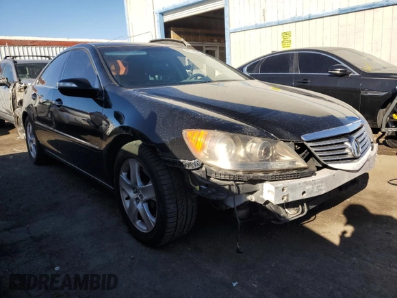 2006 Acura RL with VIN JH4KB16566C006869, listed as a Copart auction lot 50786035 with 139,756 mi miles and Salvage title. Bid and sale history available at DreamBid. Image 4.