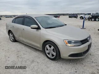 2013 Volkswagen Jetta TDI with VIN 3VWLL7AJ7DM297854, listed as a Copart auction lot 88531765 with 68,405 mi miles and Salvage title. Bid and sale history available at DreamBid. Image 4.