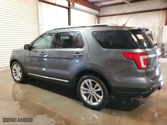 2019 Ford Explorer XLT with VIN 1FM5K7D86KGA08134, listed as a Copart auction lot 49121495 with 130,240 mi miles and Clean Title. Bid and sale history available at carsss.com. Image 2.