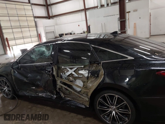 2019 Toyota Avalon XLE with VIN 4T1BZ1FB6KU014330, listed as a IAAI auction lot 41360733 with 67,499 mi miles and . Bid and sale history available at DreamBid. Image 14.