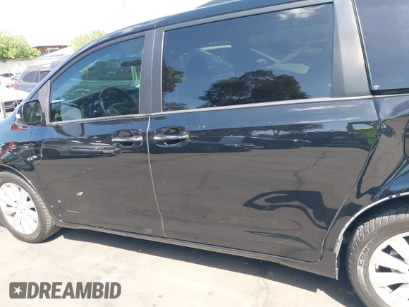 2017 Toyota Sienna XLE Auto Access Seat with VIN 5TDYZ3DC6HS850223, listed as a IAAI auction lot 41958525 with 46,261 mi miles and . Bid and sale history available at DreamBid. Image 15.