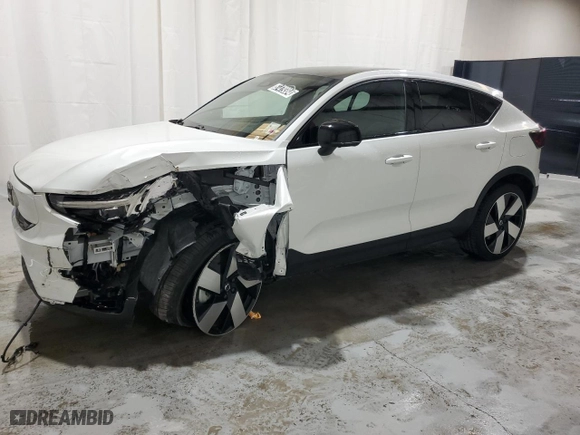 2023 Volvo C40 Recharge Pure Electric Ultimate with VIN YV4ED3GMXP2061422, listed as a Copart auction lot 57479384 with 21879 miles and Clean Title. Bid and sale history available at carsss.com. Image 1.