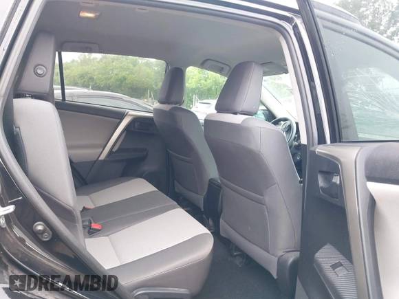 2015 Toyota RAV4 LE z VIN 2T3BFREV9FW406685, wystawiony jako IAAI lot #42314314 z przebiegiem 128 074 mil mil oraz . Historia ofert i sprzedaży dostępna na DreamBid. Obrazek 8.