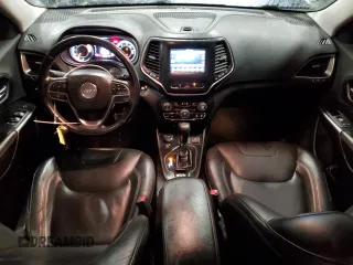 2020 Jeep Cherokee Altitude with VIN 1C4PJMLX5LD640648, listed as a Copart auction lot 84853594 with 85,178 mi miles and Salvage Title. Bid and sale history available at carsss.com. Image 8.
