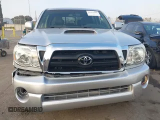 2006 Toyota Tacoma z VIN 3TMMU52N56M003428, wystawiony jako IAAI lot #41473266 z przebiegiem 227 547 mil mil oraz . Historia ofert i sprzedaży dostępna na DreamBid. Obrazek 12.