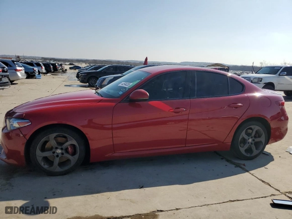 2017 Alfa Romeo Giulia with VIN ZARFAEDN2H7533499, listed as a Copart auction lot 44594035 with 0 mi miles and Salvage Title. Bid and sale history available at carsss.com. Image 1.