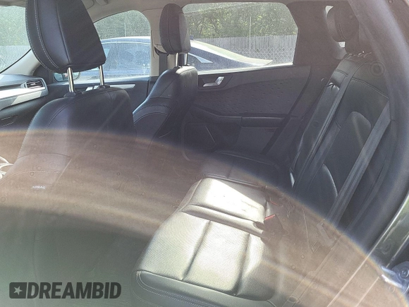 2020 Ford Escape SEL with VIN 1FMCU0H66LUB14443, listed as a IAAI auction lot 42622679 with 39,566 mi miles and . Bid and sale history available at DreamBid. Image 28.