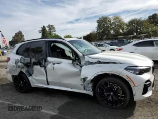 2022 BMW X5 sDrive40i with VIN 5UXCR4C09N9J12478, listed as a Copart auction lot 68438982 with 13,107 mi miles. Bid and sale history available at carsss.com. Image 4.