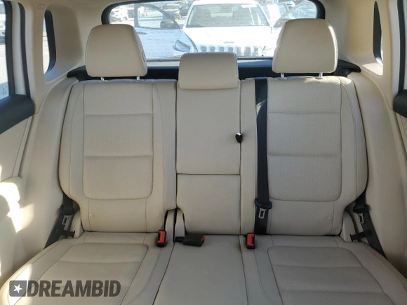 2016 Volkswagen Tiguan SE with VIN WVGBV7AX8GW029781, listed as a Copart auction lot 50786455 with 156,097 mi miles and Clean Title. Bid and sale history available at DreamBid. Image 10.