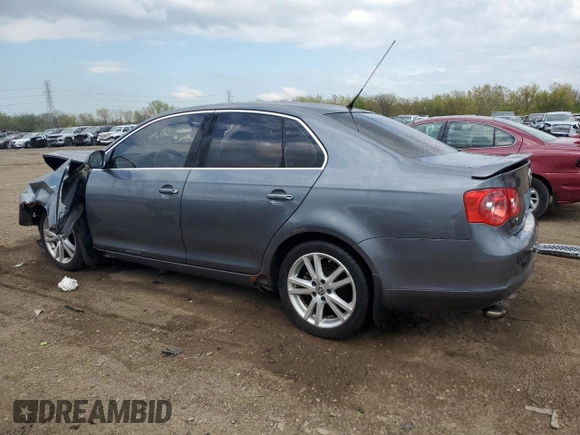 2007 Volkswagen Jetta Wolfsburg Edition с VIN 3VWEF71K17M067577, выставлен на аукционе Copart как лот 55351695 с пробегом 209 301 миль миль и Списание • Salvage title. История ставок и продаж доступна на DreamBid. Изображение 2.