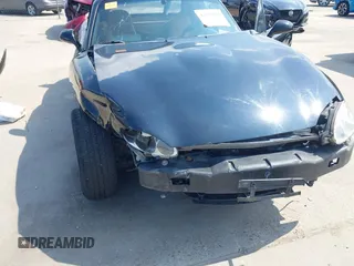 2002 Mazda MX-5 Miata Cloth with VIN JM1NB353520221312, listed as a IAAI auction lot 42410028 with 99,375 mi miles and . Bid and sale history available at DreamBid. Image 6.