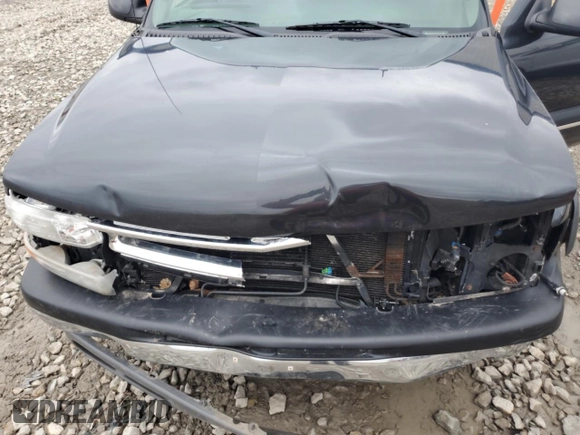 2003 Chevrolet Suburban LT z VIN 1GNFK16Z63J268766, wystawiony jako Copart lot #54192505 z przebiegiem 236 968 mil mil oraz Nie do naprawy • Non repairable. Historia ofert i sprzedaży dostępna na DreamBid. Obrazek 12.
