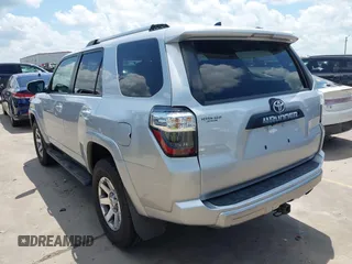 2016 Toyota 4Runner Limited with VIN JTEBU5JR3G5356698, listed as a IAAI auction lot 42568081 with 137,911 mi miles and . Bid and sale history available at DreamBid. Image 3.