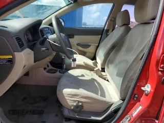 2011 Hyundai Accent GLS z VIN KMHCN4AC6BU621572, wystawiony jako Copart lot #57753025 z przebiegiem 108 395 mil mil oraz Szkoda całkowita • Salvage title. Historia ofert i sprzedaży dostępna na DreamBid. Obrazek 7.