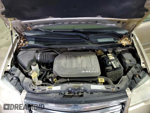 2013 Chrysler Town & Country Limited with VIN 2C4RC1GG0DR695275, listed as a Copart auction lot 49401005 with 182,802 mi miles and Clean Title. Bid and sale history available at carsss.com. Image 12.
