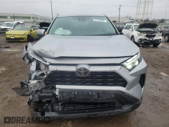 2024 Toyota RAV4 LE with VIN 2T3G1RFV6RC423579, listed as a Copart auction lot 47753025 with 11,809 mi miles and Salvage Title. Bid and sale history available at carsss.com. Image 5.
