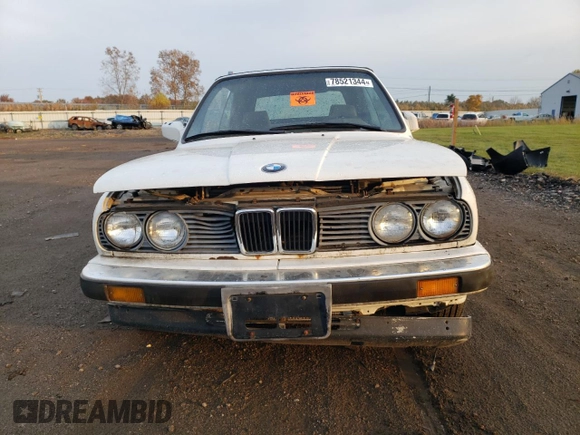 1987 BMW 3 Series z VIN WBABB230XH1941159, wystawiony jako Copart lot #78521344 z przebiegiem 118 692 mil mil oraz Czysty tytuł • Clean title. Historia ofert i sprzedaży dostępna na DreamBid. Obrazek 5.
