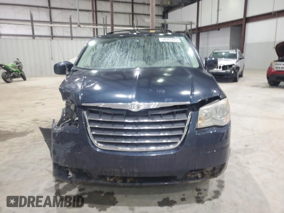 2008 Chrysler Town & Country Touring with VIN 2A8HR54P98R736846, listed as a Copart auction lot 58365425 with 132,641 mi miles and Non repairable. Bid and sale history available at DreamBid. Image 5.
