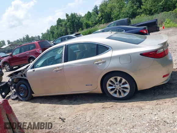 2014 Lexus ES 300h with VIN JTHBW1GG5E2047180, listed as a IAAI auction lot 42395421 with 103,262 mi miles and . Bid and sale history available at DreamBid. Image 15.