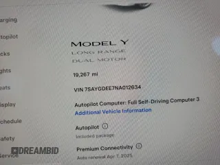 2022 Tesla Model Y Long Range with VIN 7SAYGDEE7NA012634, listed as a Copart auction lot 49206295 with 19,267 mi miles and Clean Title. Bid and sale history available at DreamBid. Image 9.