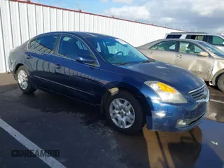 2009 Nissan Altima 2.5 S with VIN 1N4AL21E29N407650, listed as a IAAI auction lot 41647486 with 146,906 mi miles. Bid and sale history available at carsss.com. Image 1.
