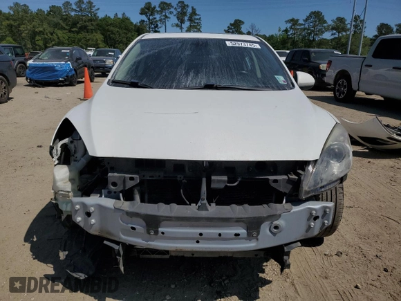2011 Mazda 3 S Grand Touring z VIN JM1BL1W55B1366557, wystawiony jako Copart lot #52973745 z przebiegiem 133 278 mil mil oraz Szkoda całkowita • Salvage title. Historia ofert i sprzedaży dostępna na DreamBid. Obrazek 5.