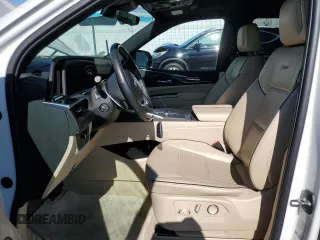 2021 Cadillac Escalade Premium Luxury z VIN 1GYS3CKL9MR471651, wystawiony jako Copart lot #44301275 z przebiegiem 24 328 mil mil oraz Szkoda całkowita • Salvage title. Historia ofert i sprzedaży dostępna na DreamBid. Obrazek 7.