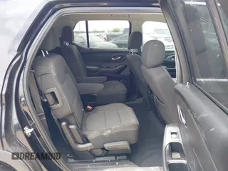 2020 Chevrolet Traverse LT Cloth z VIN 1GNERGKW3LJ151698, wystawiony jako IAAI lot #42016109 z przebiegiem 61 084 mil mil oraz . Historia ofert i sprzedaży dostępna na DreamBid. Obrazek 8.