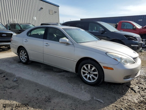 2003 Lexus ES 300 with VIN JTHBF30G030125203, listed as a Copart auction lot 51634635 with 207,202 mi miles and Non Repairable. Bid and sale history available at carsss.com. Image 4.