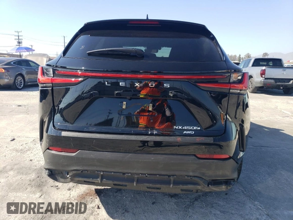 2024 Lexus NX with VIN JTJKKCFZ6R2023033, listed as a Copart auction lot 46815675 with 17,133 mi miles and Salvage Title. Bid and sale history available at carsss.com. Image 6.