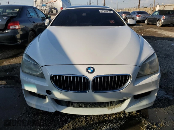 2013 BMW 6 Series 640i with VIN WBA6A0C50DDF14086, listed as a Copart auction lot 42547825 with 236,861 mi miles and Clean Title. Bid and sale history available at DreamBid. Image 5.