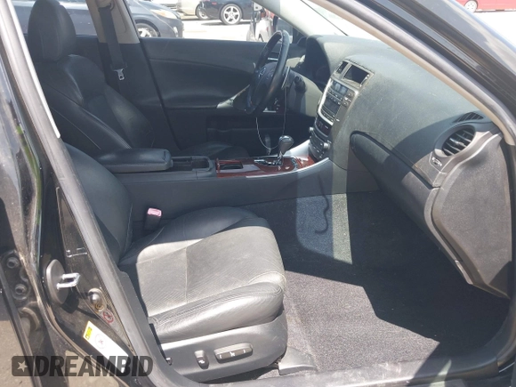 2006 Lexus IS 250 z VIN JTHBK262065018208, wystawiony jako IAAI lot #42450518 z przebiegiem 137 352 mil mil oraz . Historia ofert i sprzedaży dostępna na DreamBid. Obrazek 5.