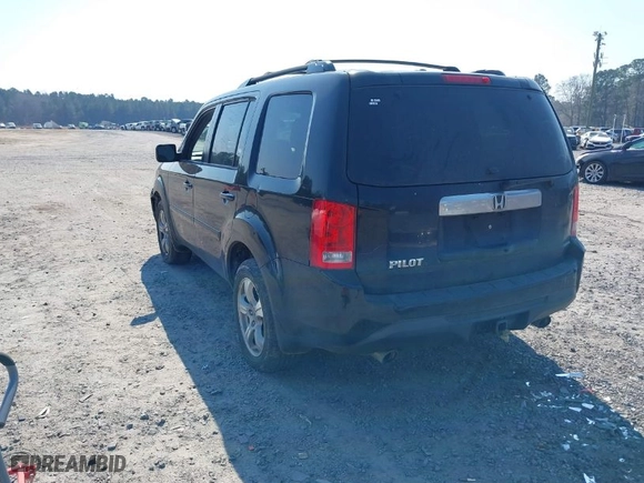2013 Honda Pilot EX-L with VIN 5FNYF3H52DB003590, listed as a IAAI auction lot 41678369 with 221,276 mi miles. Bid and sale history available at carsss.com. Image 3.
