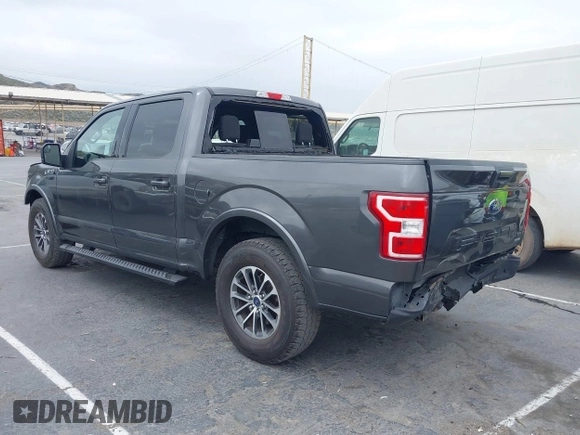 2018 Ford F-150 XL z VIN 1FTEW1CP1JKF15209, wystawiony jako IAAI lot #42048362 z przebiegiem 95 882 mil mil oraz . Historia ofert i sprzedaży dostępna na DreamBid. Obrazek 3.