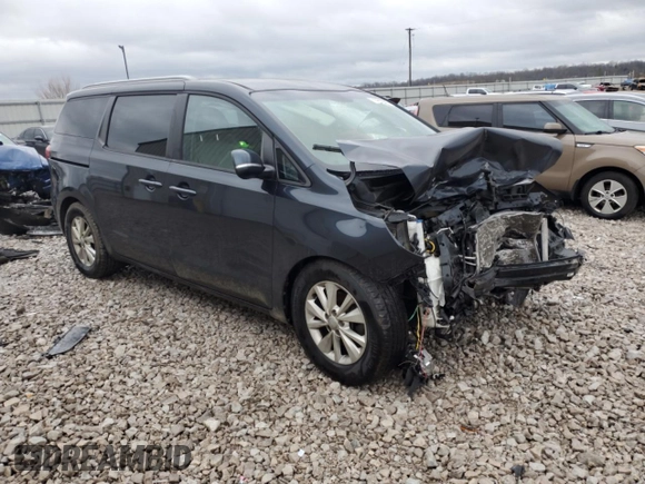 2017 Kia Sedona LX with VIN KNDMB5C13H6250709, listed as a Copart auction lot 87812505 with 0 mi miles and Salvage Title. Bid and sale history available at carsss.com. Image 4.