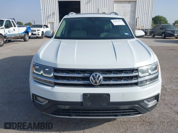 2019 Volkswagen Atlas SEL z VIN 1V2MR2CA8KC569640, wystawiony jako IAAI lot #42083995 z przebiegiem 127 104 mil mil oraz . Historia ofert i sprzedaży dostępna na DreamBid. Obrazek 12.